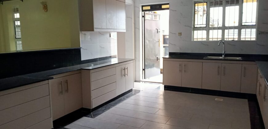 4bedrooms All Ensuite Ambassadorial Villa in Ruiru