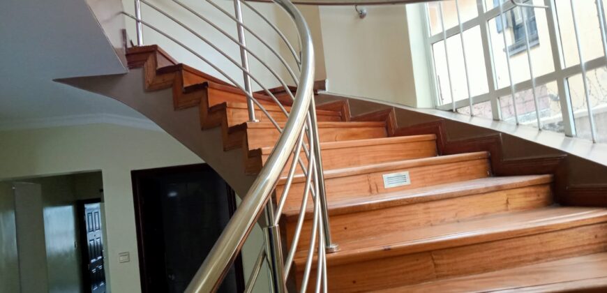 4bedrooms All Ensuite Ambassadorial Villa in Ruiru