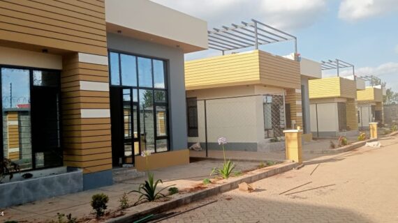 The 4Bedrooms Master Ensuite and Ensuite DSQ.