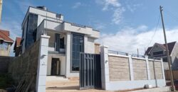 5bedrooms Maisonette In a gated Community