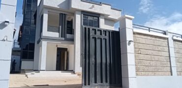 5bedrooms Maisonette In a gated Community