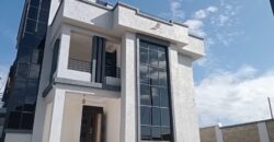 5bedrooms Maisonette In a gated Community