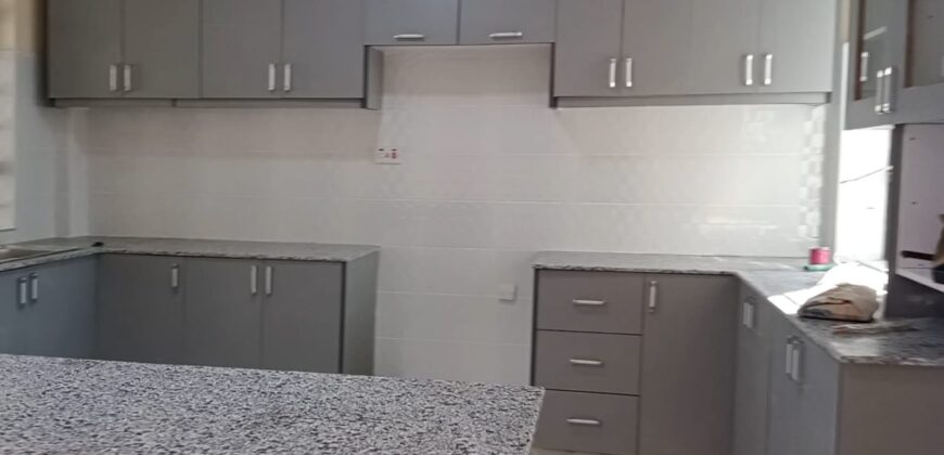 5bedrooms Maisonette In a gated Community